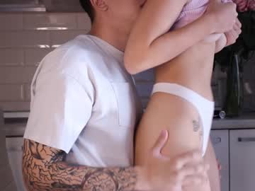 Nude cam girl dragontattooooo image #5354546