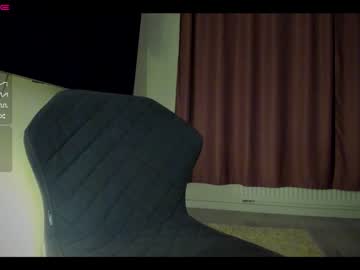 Nude cam girl emilybatee image #4239783