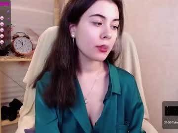 Nude cam girl mila_kimm image #3622213
