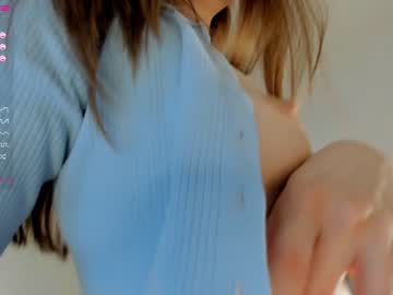 Nude cam girl carolynsveronica image #5613580