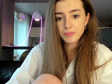 Nude cam girl coy_amina_ image #2956163