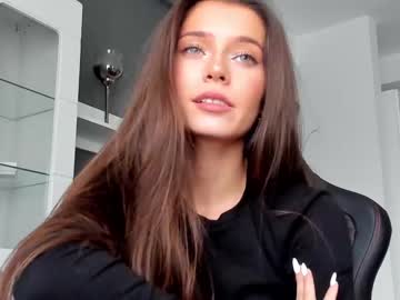 Nude cam girl isia_slay image #3473210