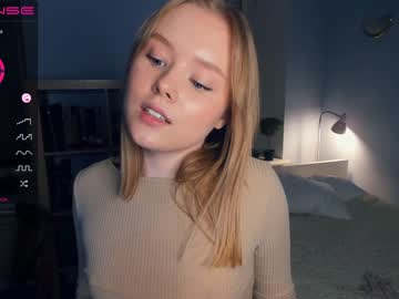 Nude cam girl sun_shiiine image #4140612