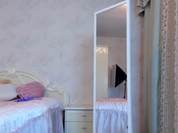 Nude cam girl melodykate__ image #2454185