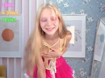 Nude cam girl jenny_ames image #2723236