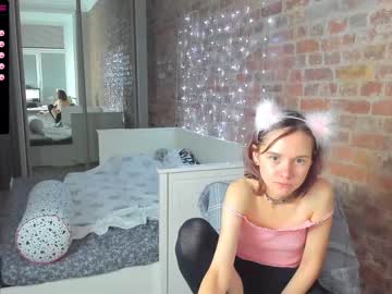 Nude cam girl alicecoin image #101878