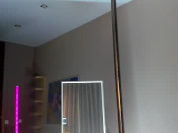 Nude cam girl _meganmeow_ image #2822615