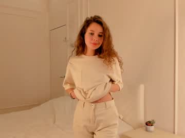 Nude cam girl landrycarney image #5876974