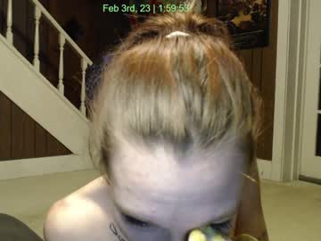 Nude cam couple petiteandpete image #3636395