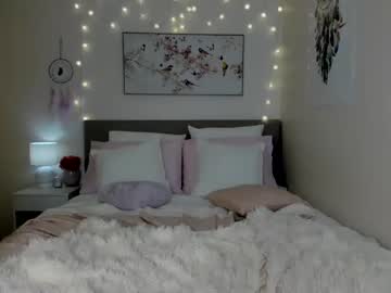 Nude cam girl xolunarae image #4437477