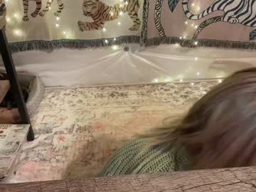Nude cam girl ari_02 image #5203786