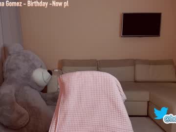 Nude cam girl hollyextra image #1803338