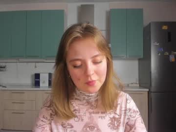 Nude cam girl 1_girl_ image #1478109