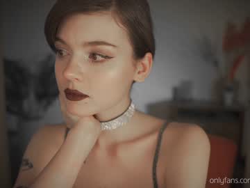 Nude cam girl auddicted image #1003144