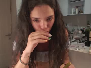 Nude cam girl makayla77 image #2638439