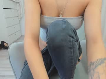 Nude cam girl dariaa_doll image #1800709