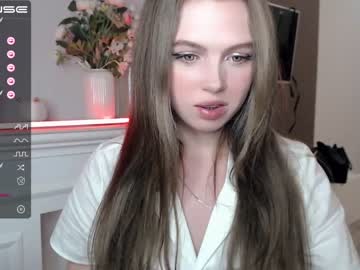 Nude cam girl small_blondee image #2764554