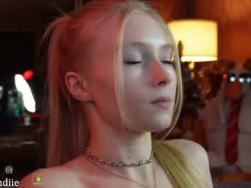 Nude cam girl bestblondiiecb image #5919244