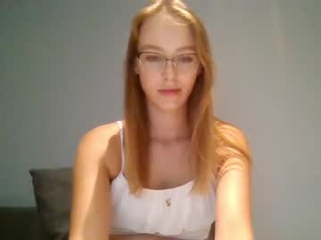 rosetease nude girls camming