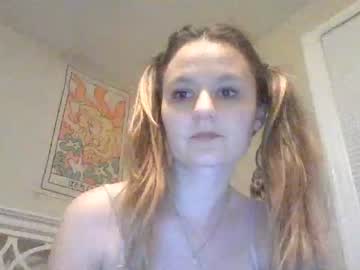 Nude cam girl brittbratt24 image #2918445