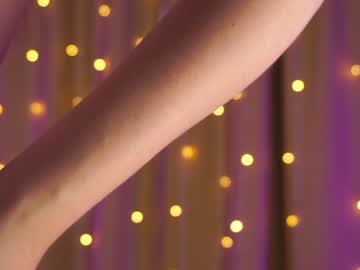 Nude cam girl helenmoors image #4863423
