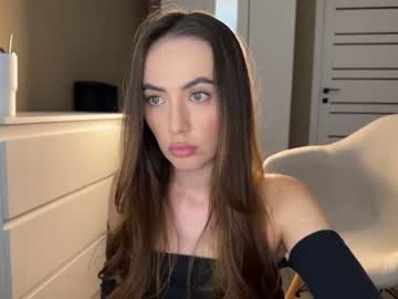 Nude cam girl emily_shak image #3729410