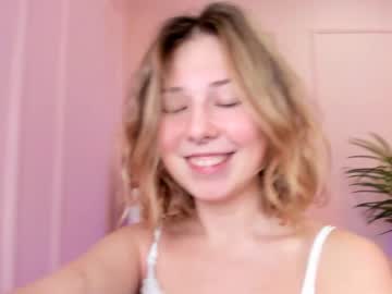 Nude cam girl lottie_shine image #3461457