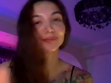 Nude cam girl kronniekray image #3553413