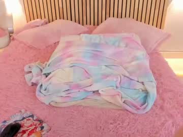 Nude cam girl little_effy18 image #4813256