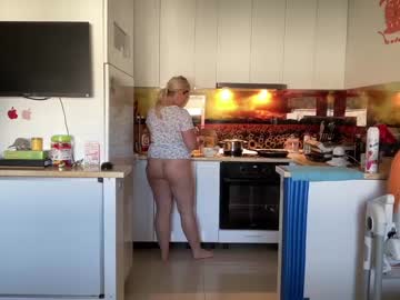 Nude cam girl kiradivine image #4788749