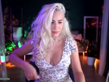 Nude cam girl provocatrixx image #2881092