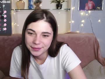 Nude cam girl bella_foryou image #3771669