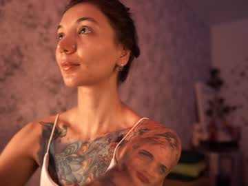 Nude cam girl kronniekray image #992290