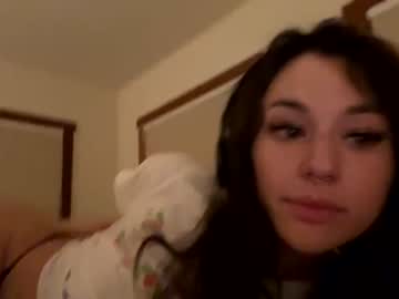 Nude cam girl arielrayyy image #4358022