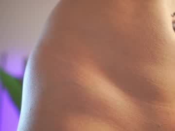 Nude cam girl pina_coladas image #6997135