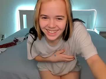 Nude cam girl renee_whi image #3169644