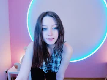 Nude cam girl stray_mei image #1632996