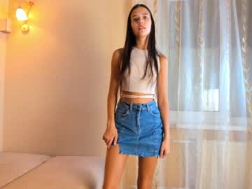 Nude cam girl amandamedrano image #2808004