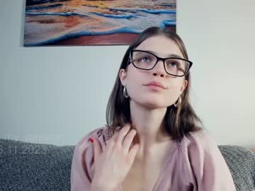 Nude cam girl look_my_passion image #5754701