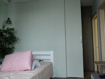 Nude cam girl ronny_ponny image #5686564