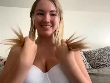 Nude cam girl mariah95 image #2083297