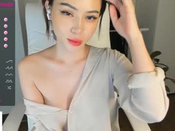 Nude cam girl hee_jin image #3689241