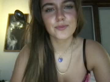 Nude cam girl emma_walkerx image #6028416
