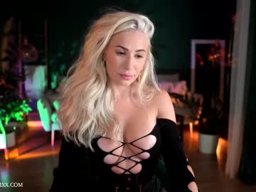 Nude cam girl provocatrixx image #2888507