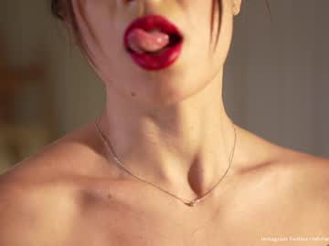 Nude cam girl tifalock_ image #5000199