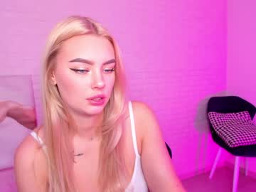 Nude cam girl 8a8y_nura image #1433877
