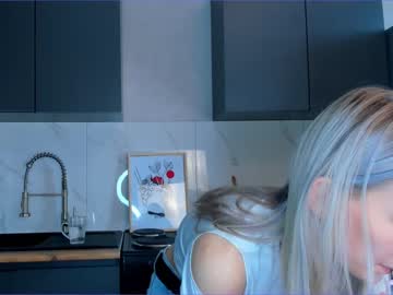 Nude cam girl lilianheap image #6919311