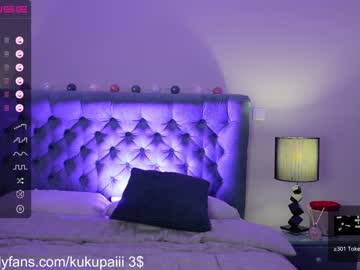 Nude cam girl hotangelalli image #3523685