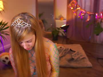 Nude cam girl juicyandthepussyblvd image #2194436