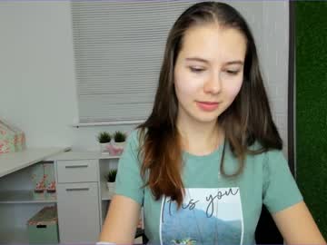 Nude cam girl carolineprise image #709461